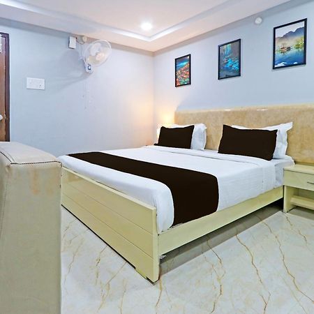 Hotel Super Townhouse Qualia Elite S R Nagar à Haïdarabad Extérieur photo